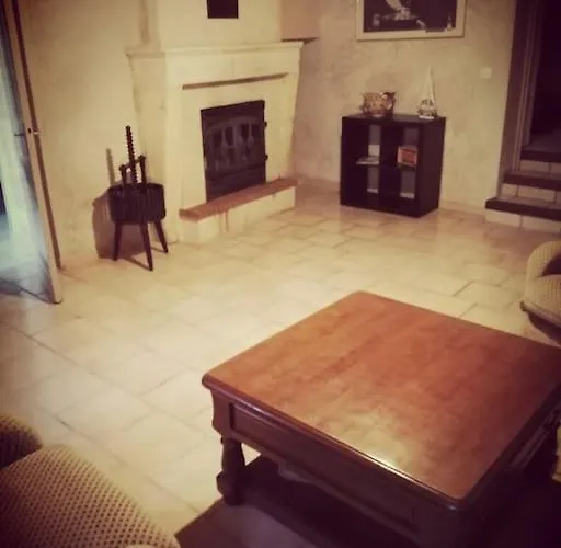 Maison De Caractère à La Campagne Casa de Férias Messac (Charente-Maritime)