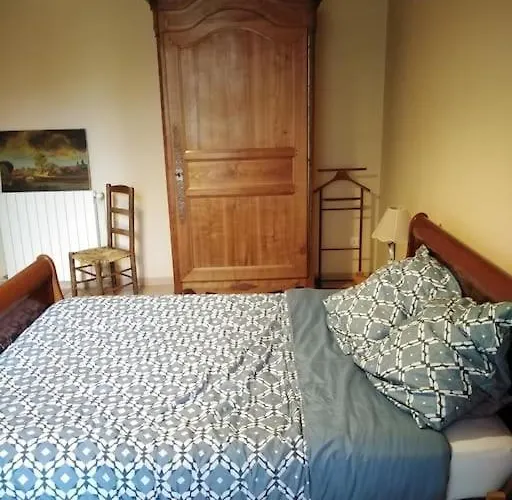 Casa de Férias Maison De Caractère à La Campagne